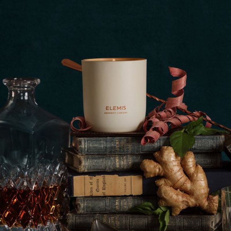 Elemis Regency Library Candle 48timer