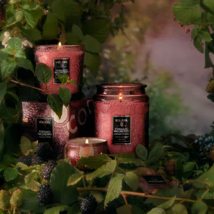 Bilde av Voluspa Foraged Wildberry Classic Boxed Candle ...